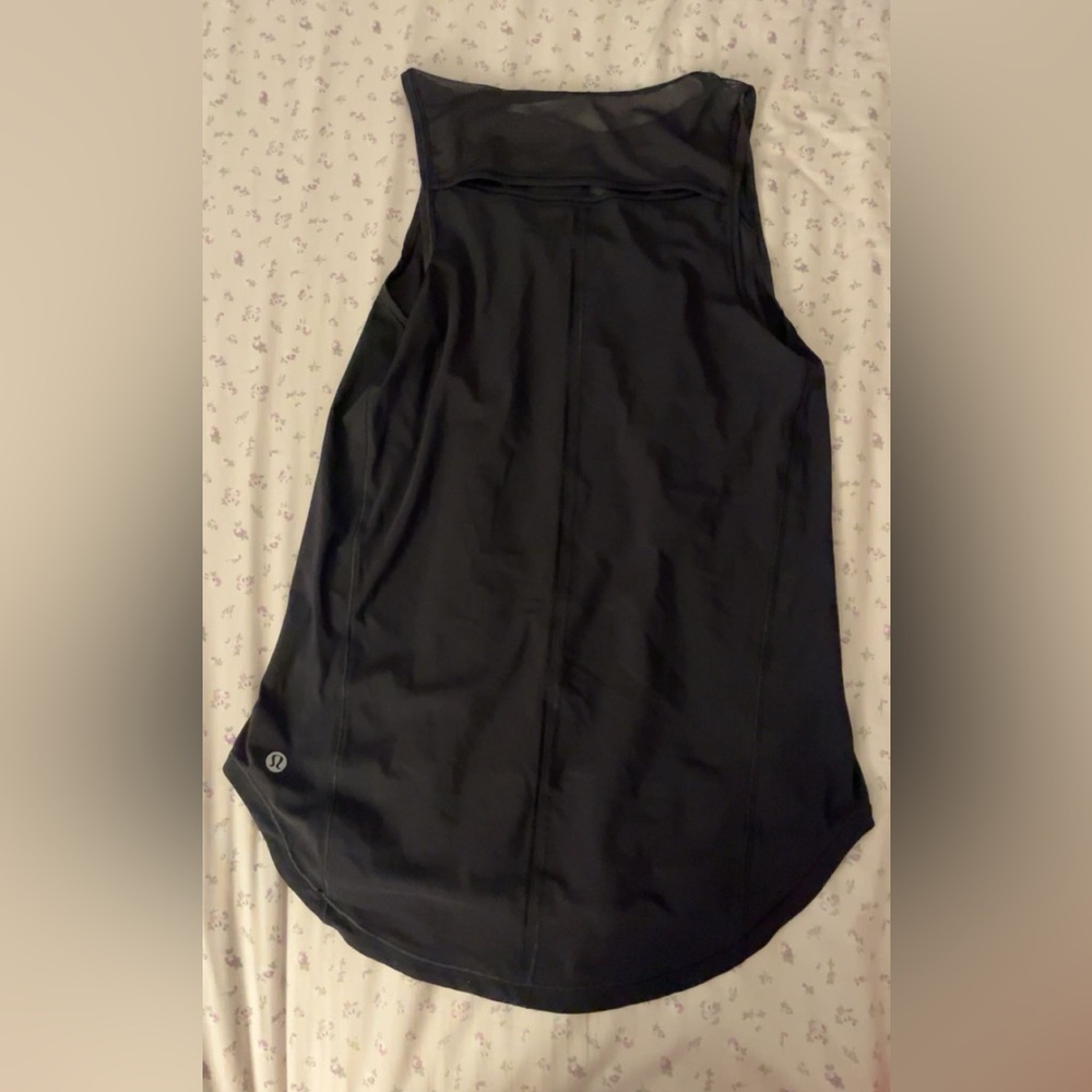 lululemon black tank
